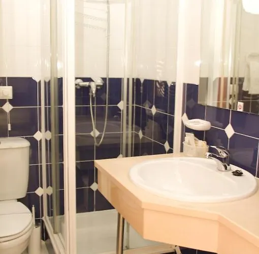 Atlantica Отель Сан-Мартинью-ду-Порту